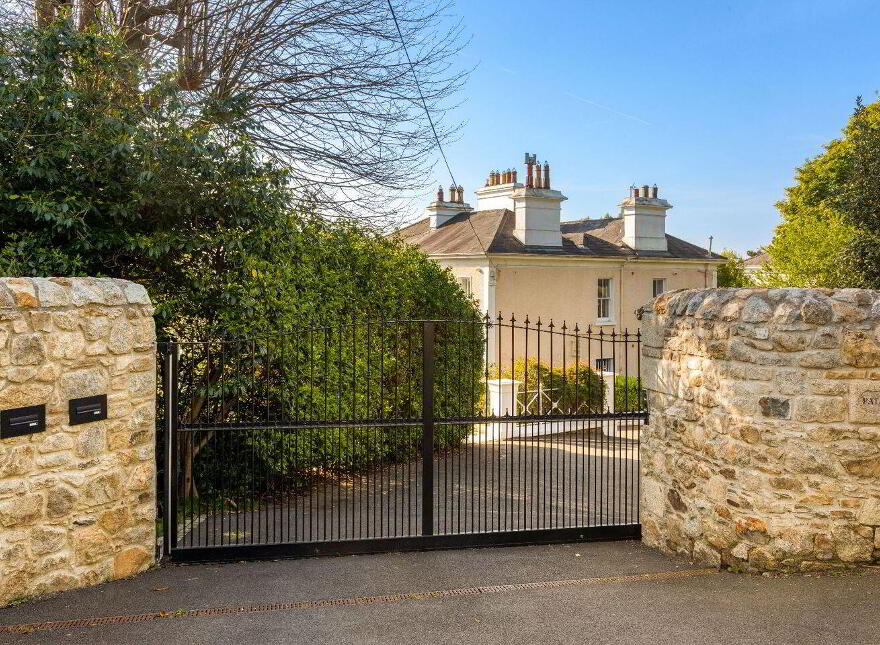 Palermo And The Mews, Killiney Hill Road, Killiney, A96DP66