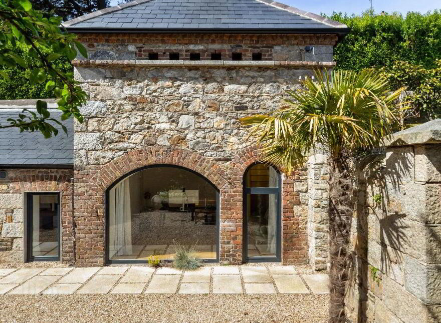 Palermo And The Mews, Killiney Hill Road, Killiney, A96DP66