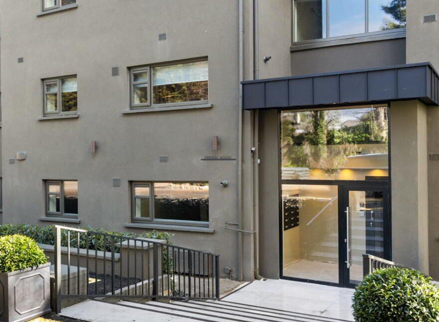 Apartment 15 Errigal House Eglinton Court, Donnybrook, Donnybrook, D04CK11