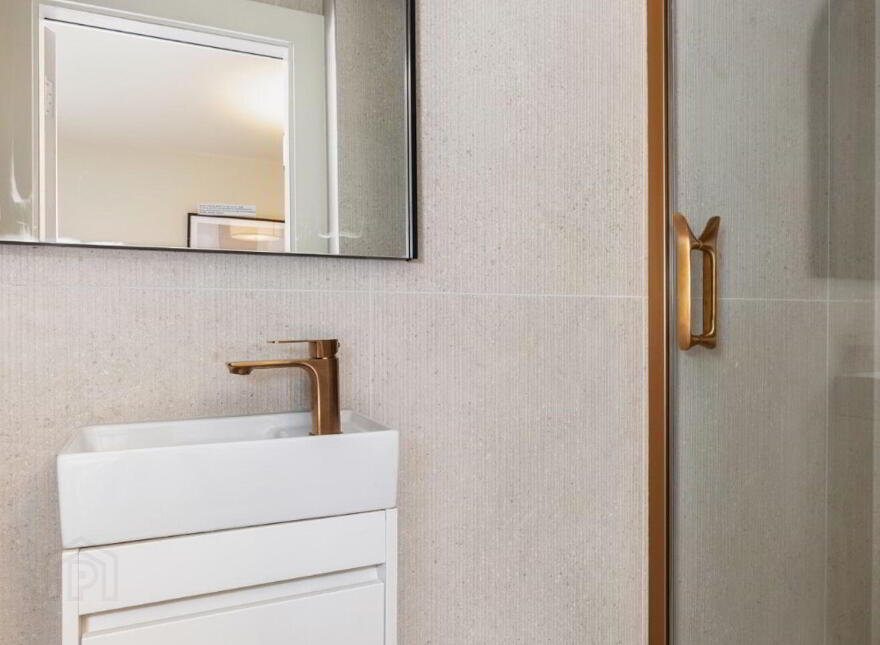 Apartment 15 Errigal House Eglinton Court, Donnybrook, Donnybrook, D04CK11
