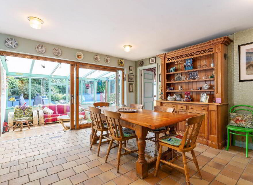 San Feliu, Ardeevin Road, Dalkey, A96W212