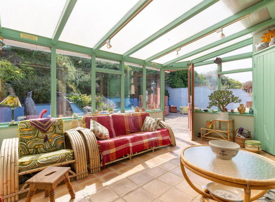 San Feliu, Ardeevin Road, Dalkey, A96W212