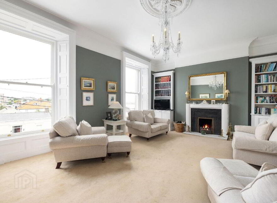 Hillbrook, 6 Burdett Avenue, Sandycove, A96V291