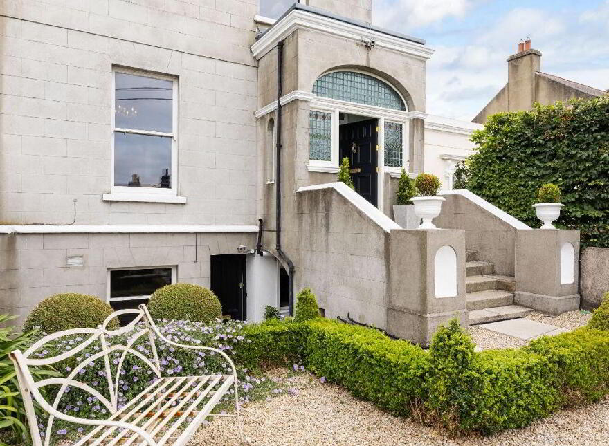 Hillbrook, 6 Burdett Avenue, Sandycove, A96V291