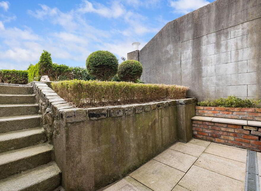 Hillbrook, 6 Burdett Avenue, Sandycove, A96V291
