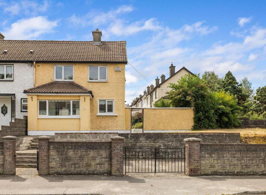 2 Mountain View Park, Churchtown, D14NX95