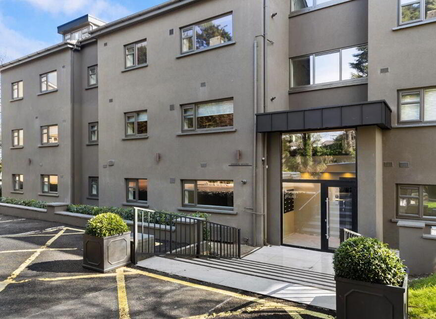 Apartment 10 Errigal House Eglinton Court, Donnybrook, Donnybrook, D04VY96