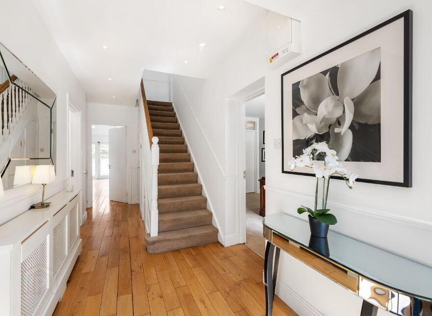 Helene, 11 Springhill Park, Killiney, A96F827