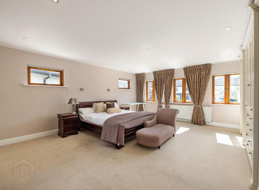 Helene, 11 Springhill Park, Killiney, A96F827