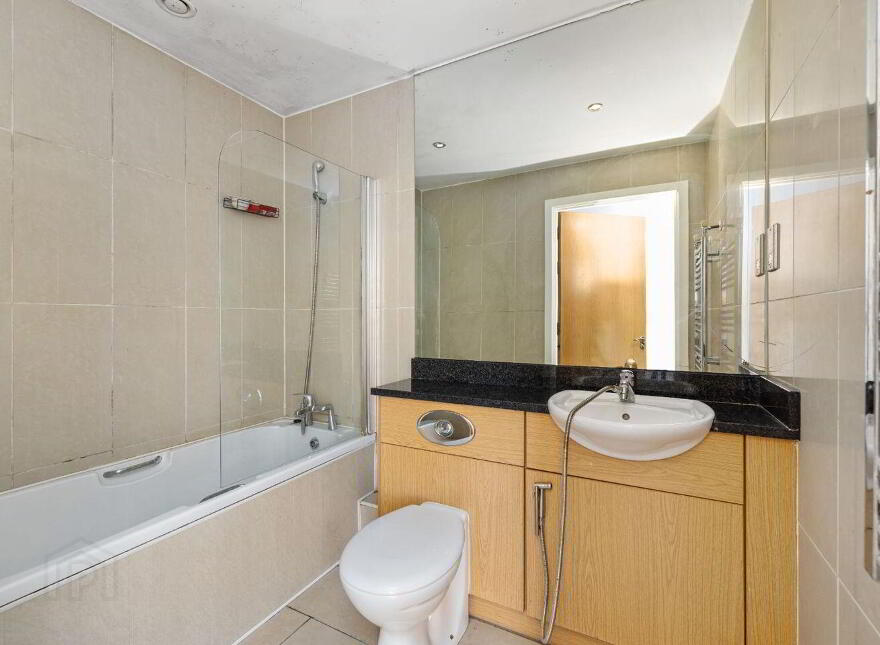 Apartment 410 Shelbourne Plaza, Hanover Quay, Hanover Quay, D04W1W5