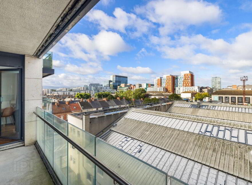 Apartment 410 Shelbourne Plaza, Hanover Quay, Hanover Quay, D04W1W5