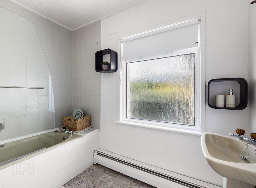 Coonawarra, 38 Killiney Road, Dalkey, A96XR50