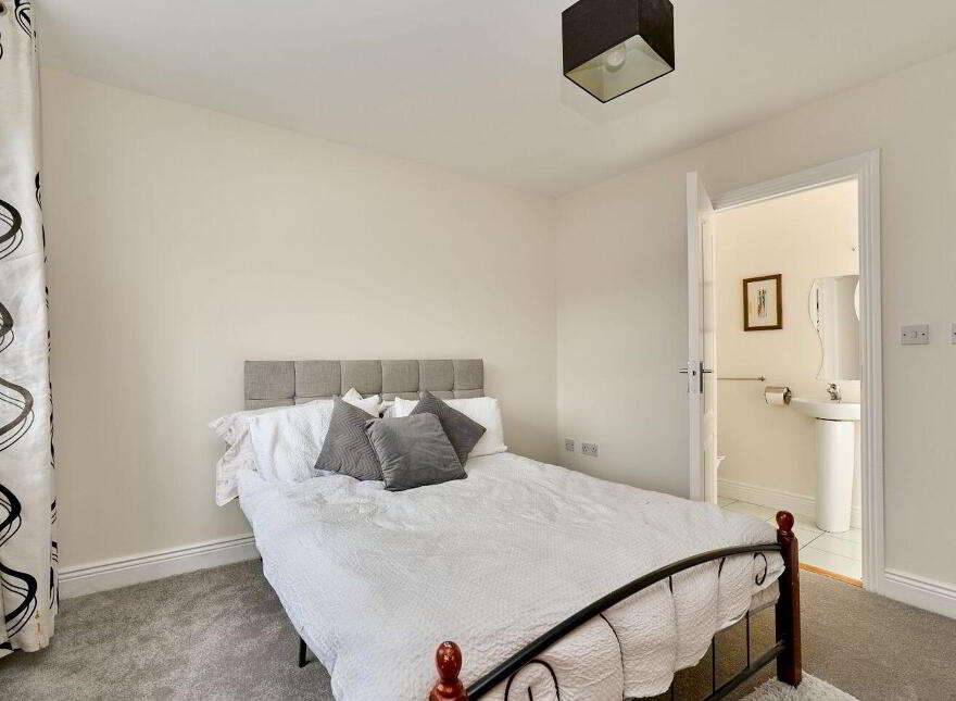 6 The Boulevard, Cruise Park, Tyrrelstown, Tyrrelstown, D15K8WD