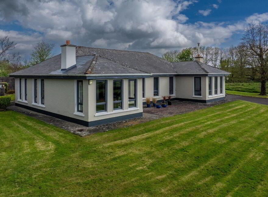 Knockaclogher, Ballyroe, The Spa, V92V3F6