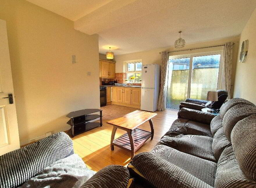 24 Chapel Street, Tralee, V92V522
