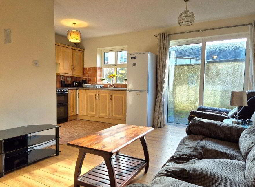 24 Chapel Street, Tralee, V92V522