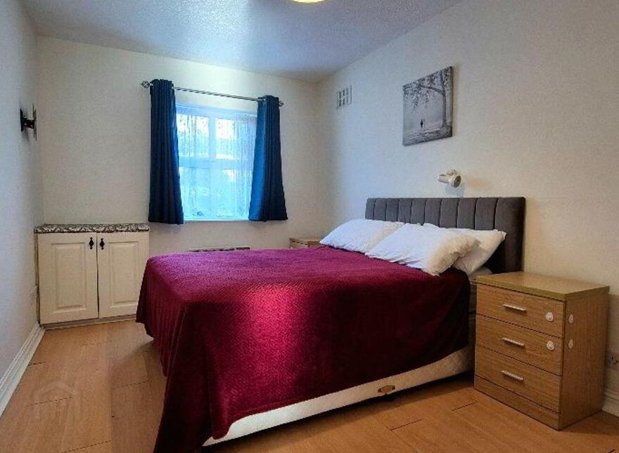 24 Chapel Street, Tralee, V92V522