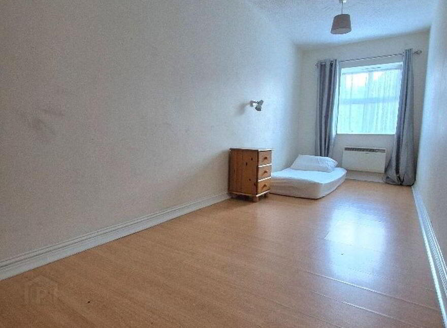 24 Chapel Street, Tralee, V92V522