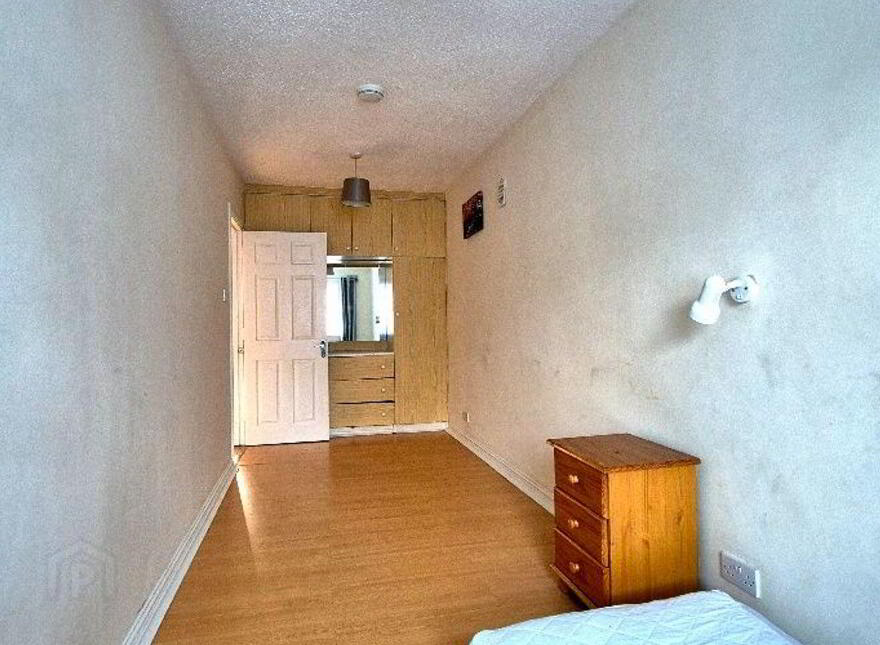 24 Chapel Street, Tralee, V92V522