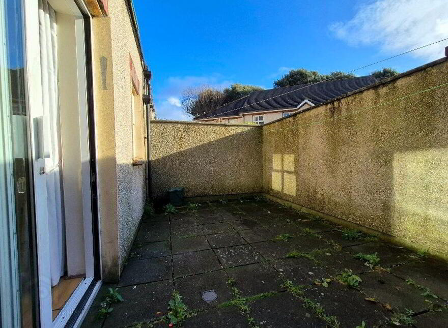 24 Chapel Street, Tralee, V92V522