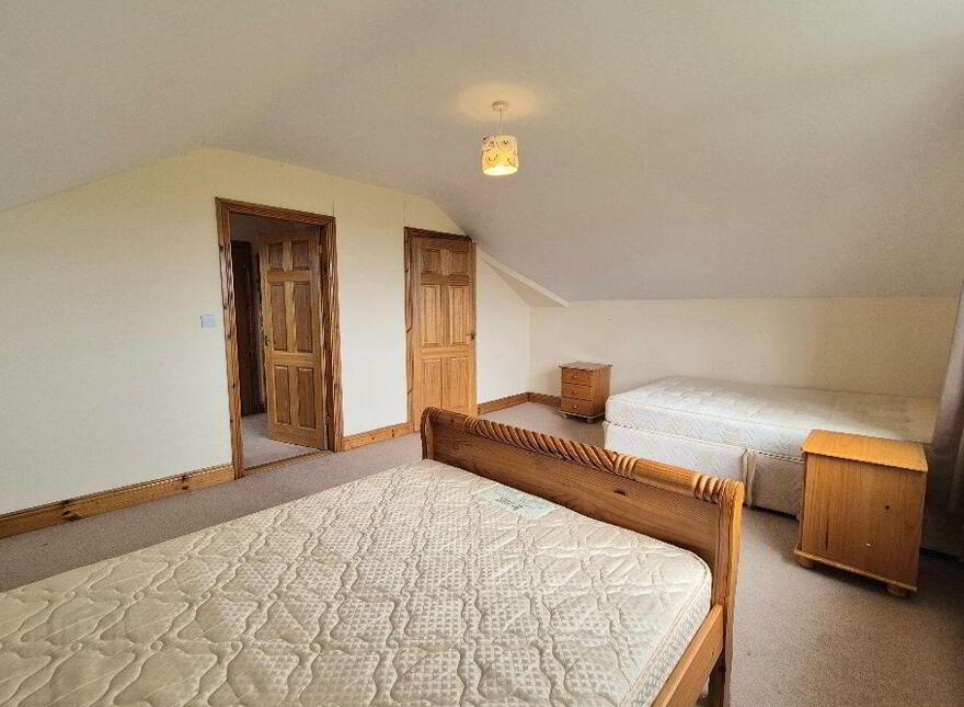 Knockaclogher, Ballyroe, The Spa, V92FC7K
