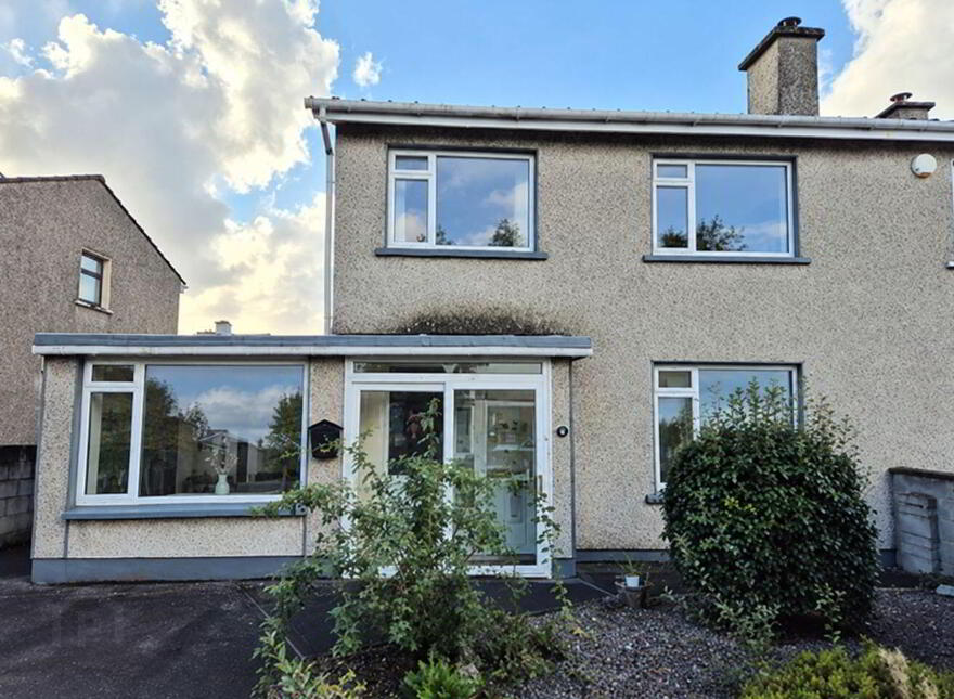 81 Meadowlands Estate, Oakpark, Tralee, V92WD5R photo