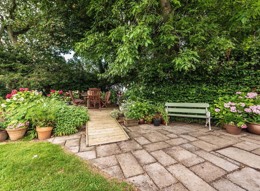 Clonmoyle House, Clonmoyle, Rathangan, R51W521