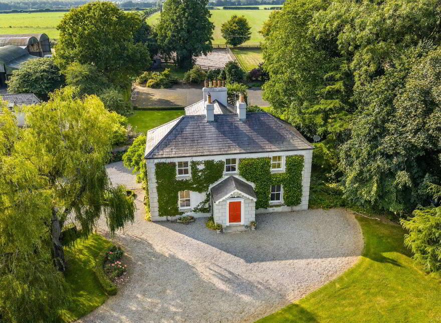 Clonmoyle House, Clonmoyle, Rathangan, R51W521