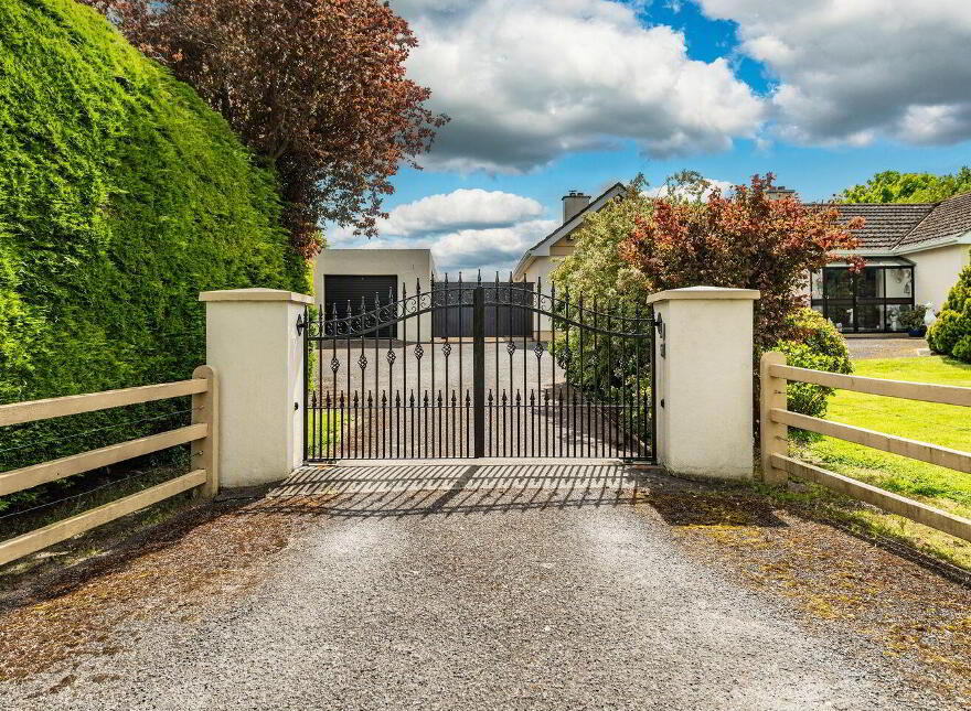 Hillview, Maddenstown, The Curragh, R56NA49