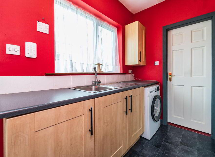 Hillview, Maddenstown, The Curragh, R56NA49