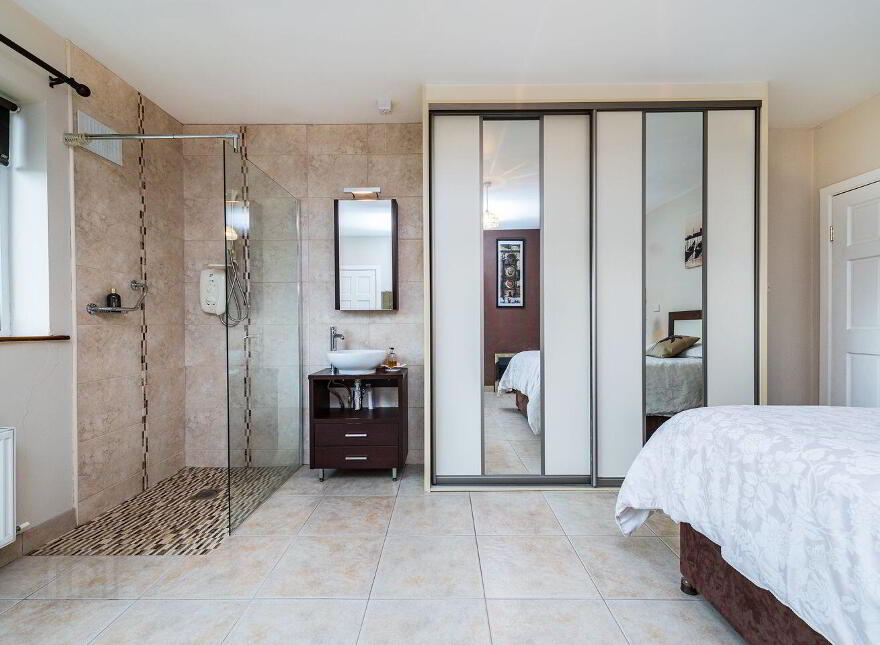 Hillview, Maddenstown, The Curragh, R56NA49