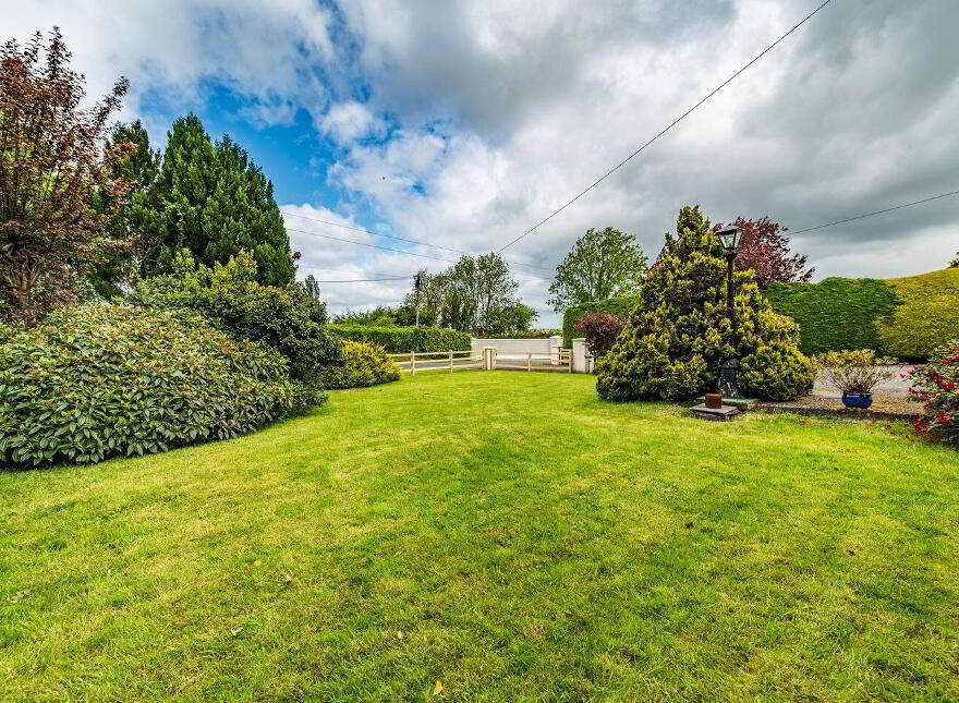 Hillview, Maddenstown, The Curragh, R56NA49