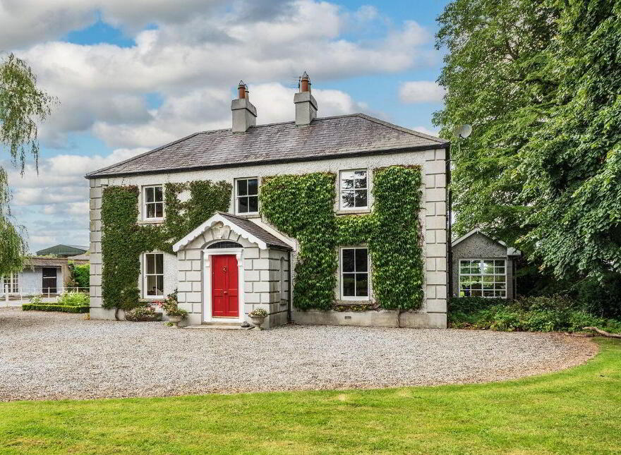 Clonmoyle House, Clonmoyle, Rathangan, R51W521