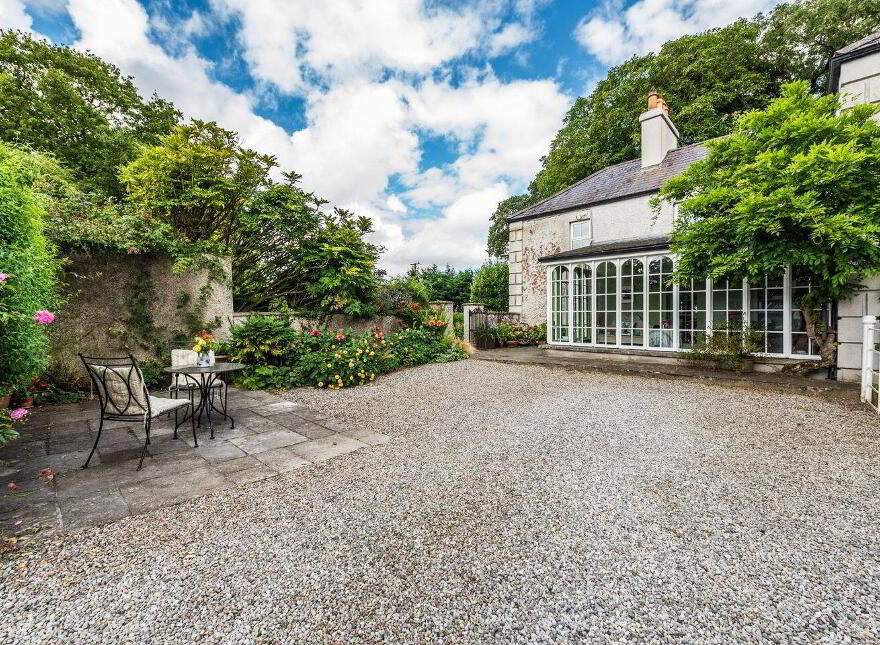 Clonmoyle House, Clonmoyle, Rathangan, R51W521