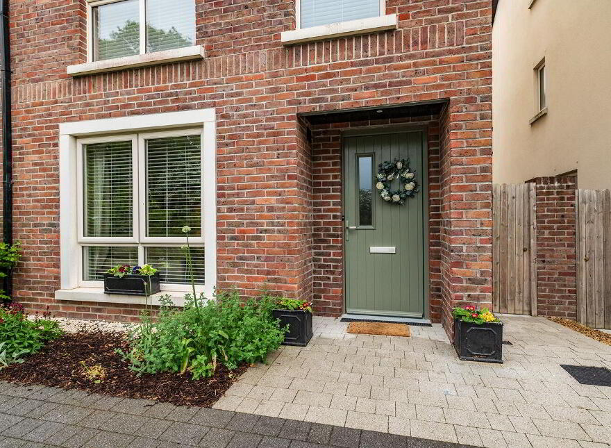 27 Oak Park Court, Oak Park, Naas, W91YKH7