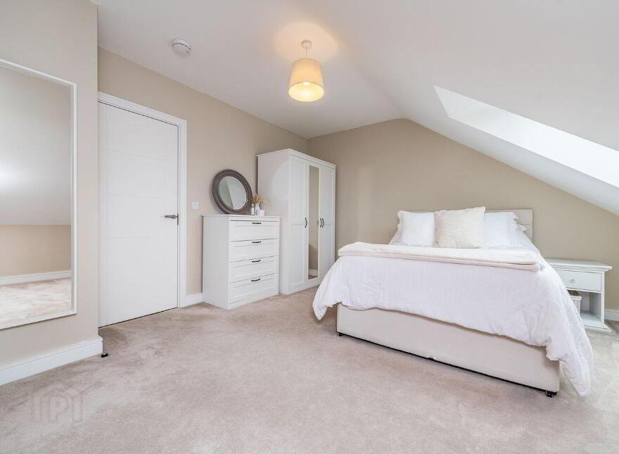 27 Oak Park Court, Oak Park, Naas, W91YKH7