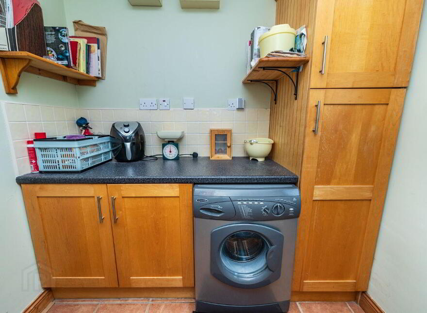 1 Charleton Mews, Newbridge, W12A092