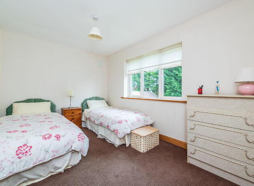 1 Charleton Mews, Newbridge, W12A092