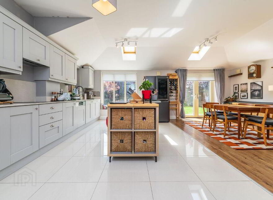 56 Finlay Park, Naas, W91CD8W