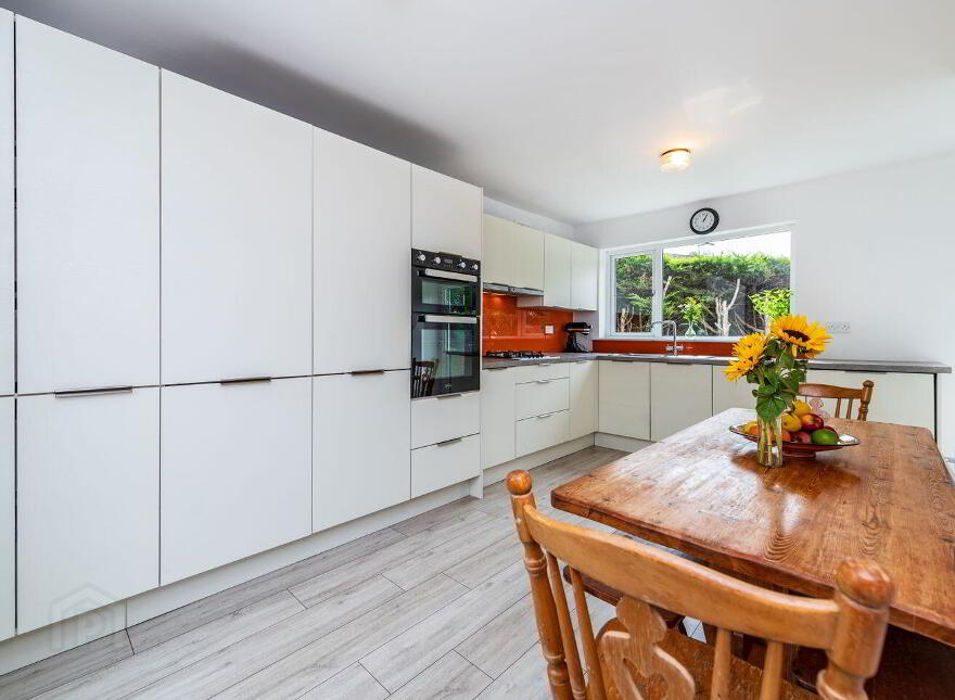 45 Standhouse Lawns, Newbridge, W12WR96