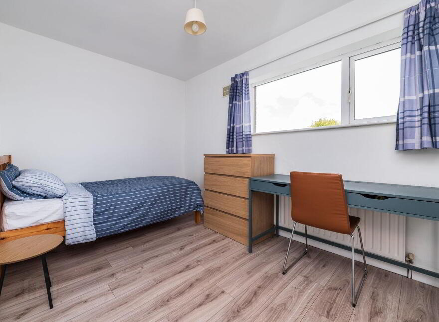 45 Standhouse Lawns, Newbridge, W12WR96