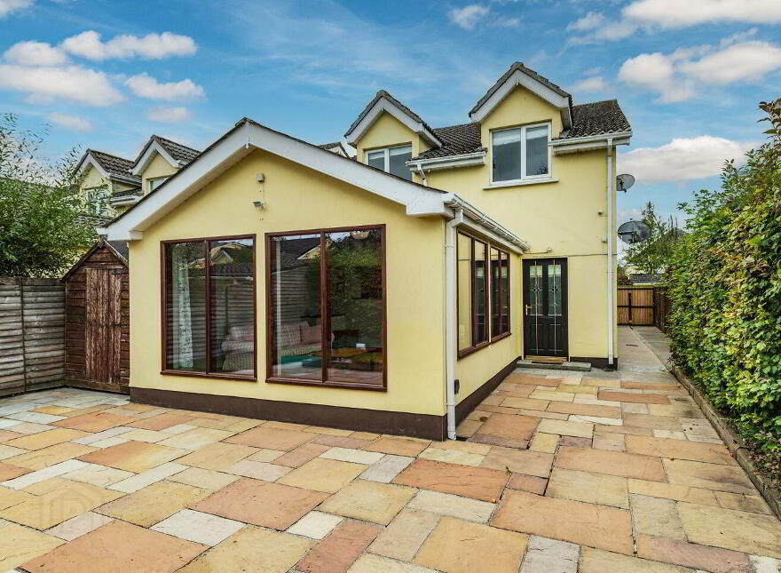 Kovara, 8 Loughminane Green, Kildare, R51A521