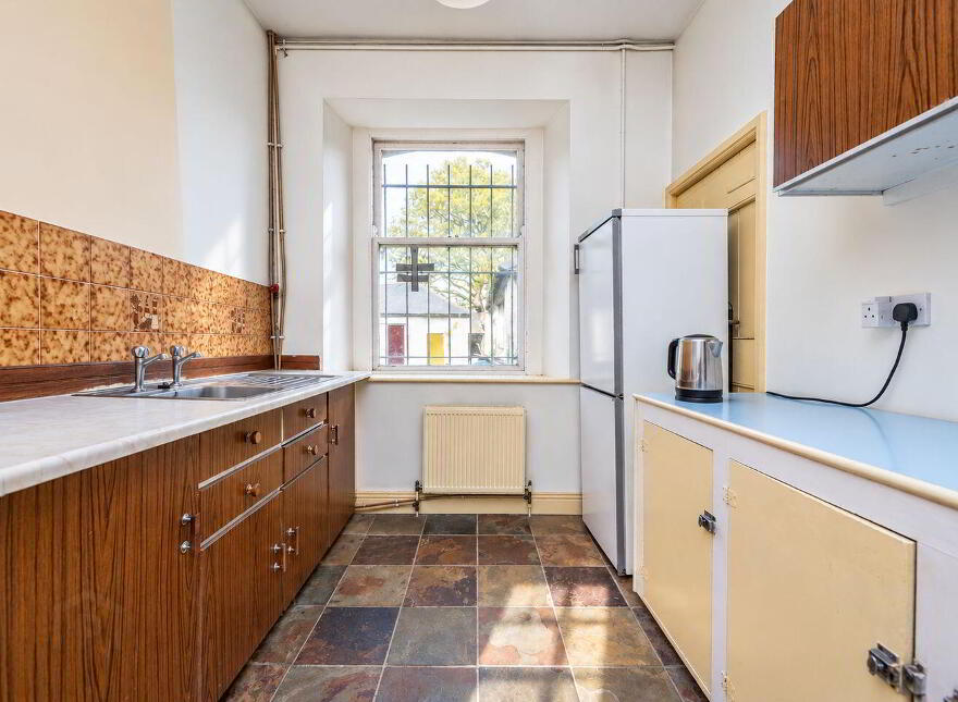 Parochial House, Drogheda Street, Monasterevin, W34AV67