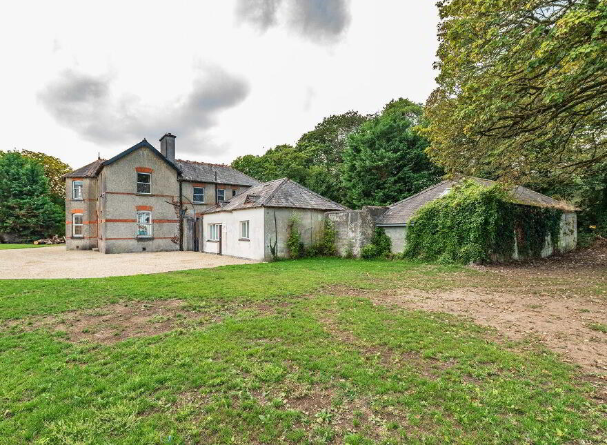 Parochial House, Drogheda Street, Monasterevin, W34AV67