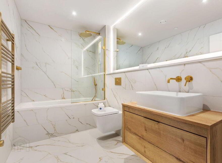 Residence, 22 Woodlands Grove, Blackrock, Blackrock, A94X32X