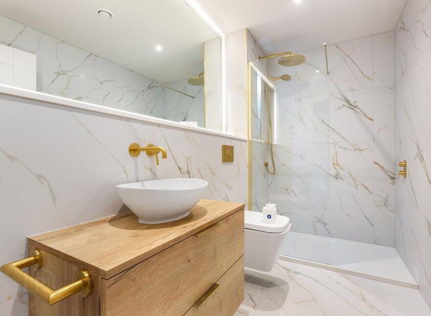 Residence, 22 Woodlands Grove, Blackrock, Blackrock, A94X32X