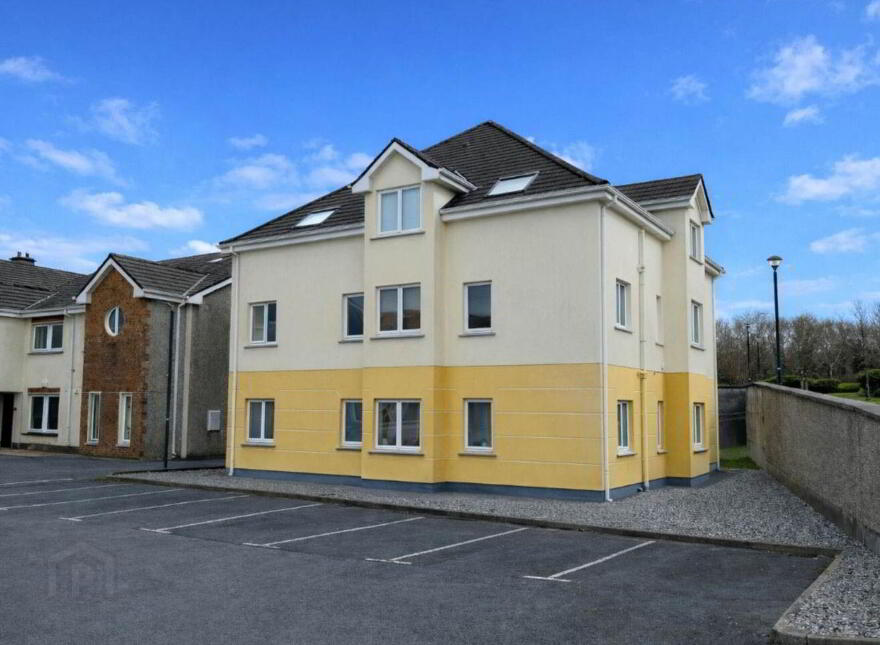 167 Manor Court, Knocknacarra, Galway City, H91FE44