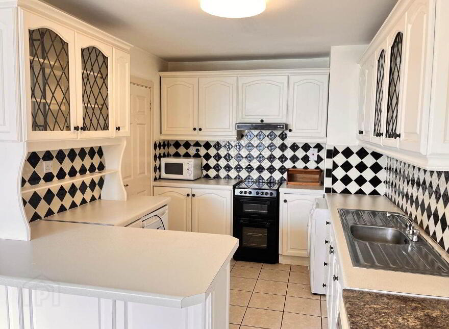 5 Ocean Towers, Salthill, H91AP86