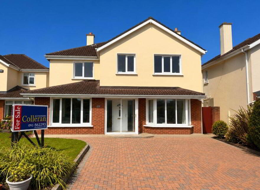 74 Clybaun Heights, Knocknacarra, Galway City, H91WF8A photo