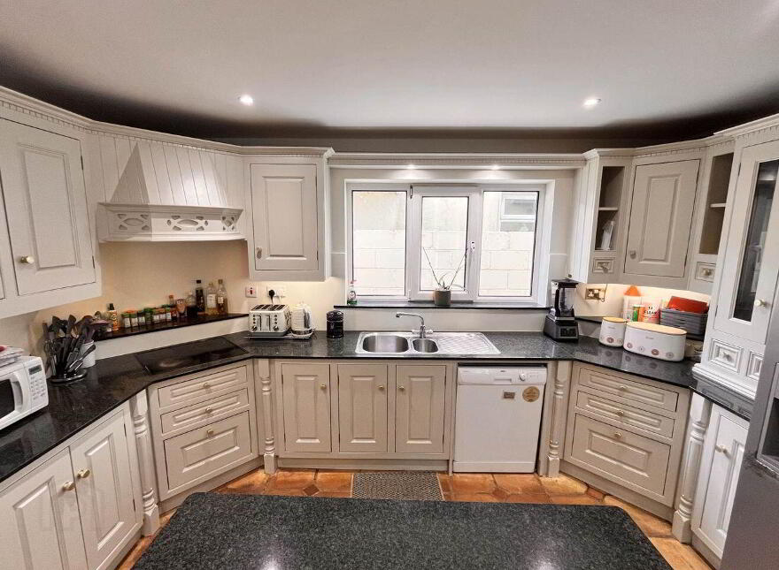 74 Clybaun Heights, Knocknacarra, Galway City, H91WF8A